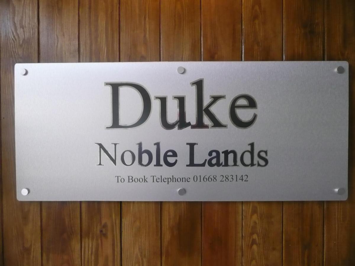 Отель Noble Lands Вулер Экстерьер фото
